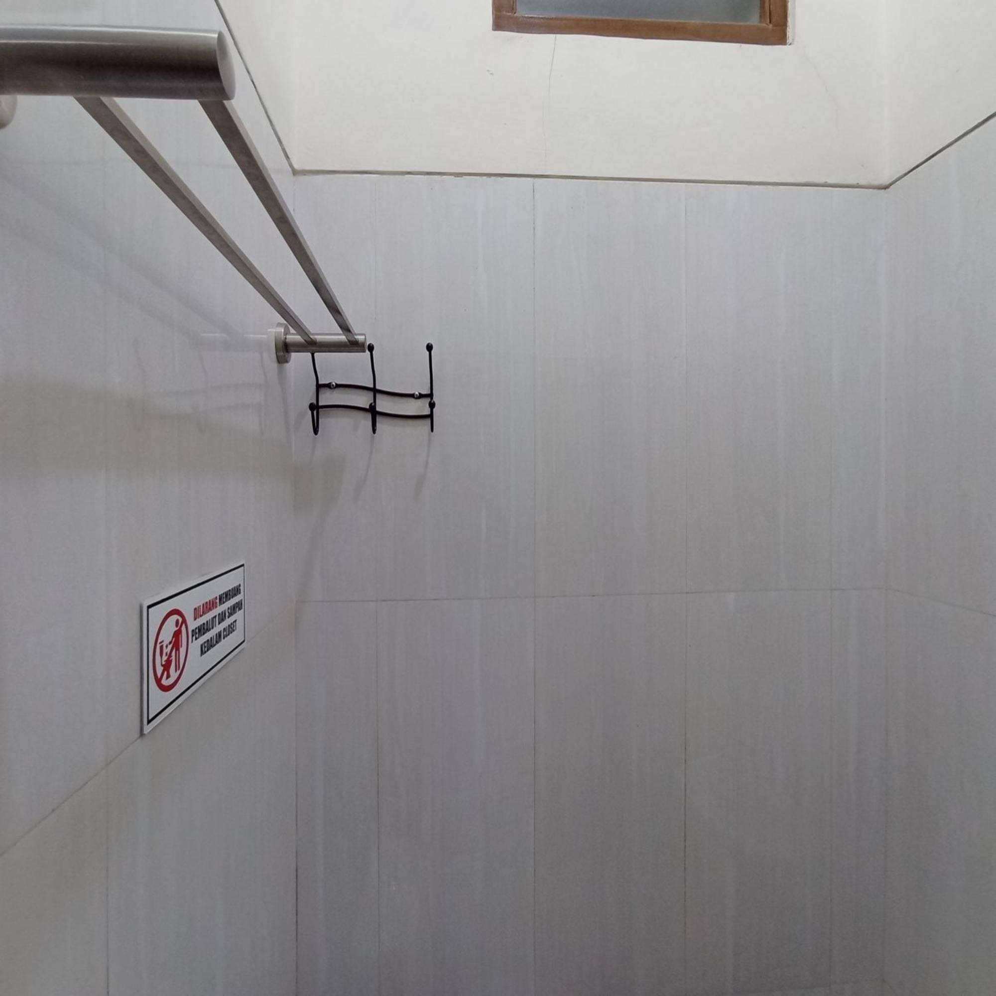 فندق Reddoorz At Syariah House بوروكيرتو المظهر الخارجي الصورة