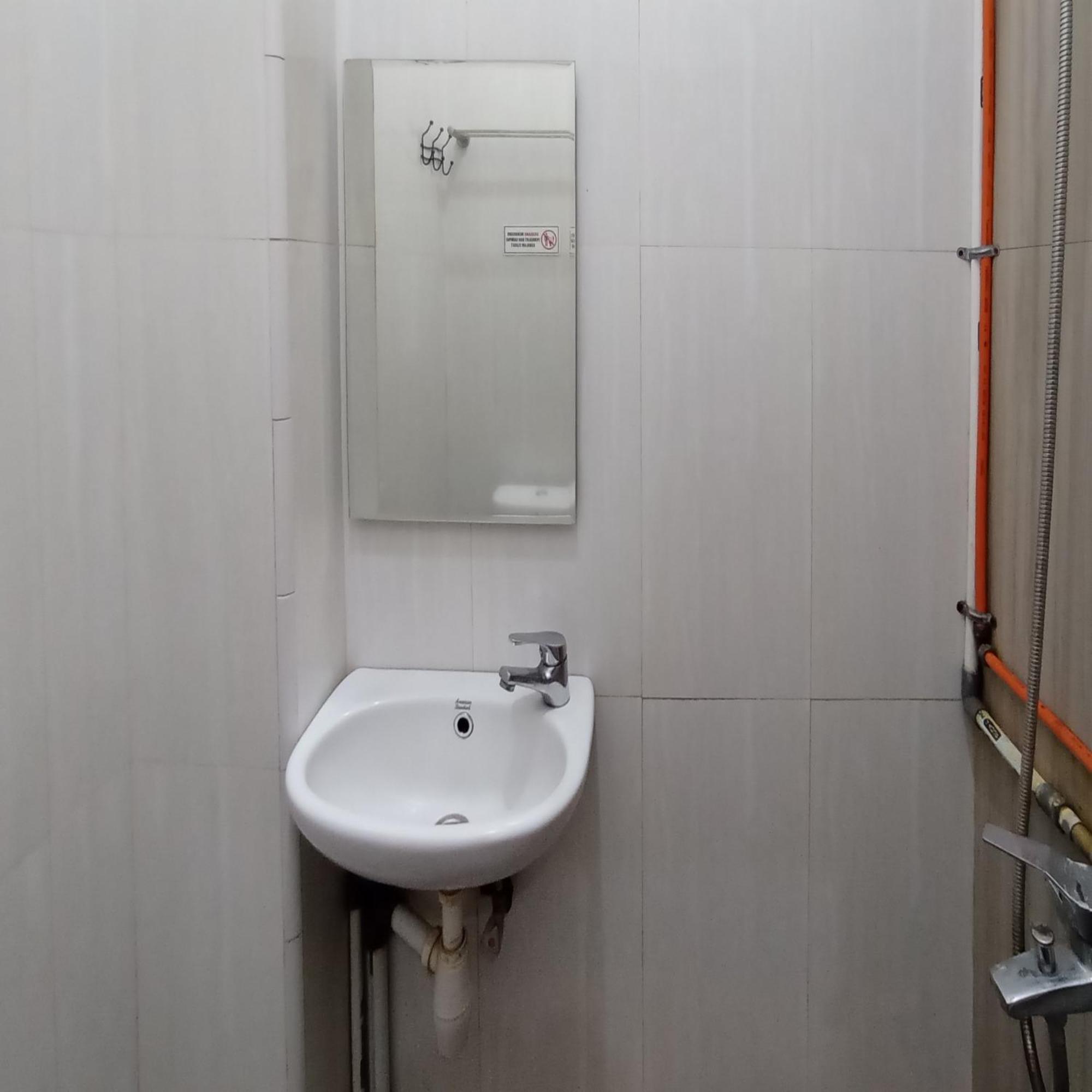 فندق Reddoorz At Syariah House بوروكيرتو المظهر الخارجي الصورة