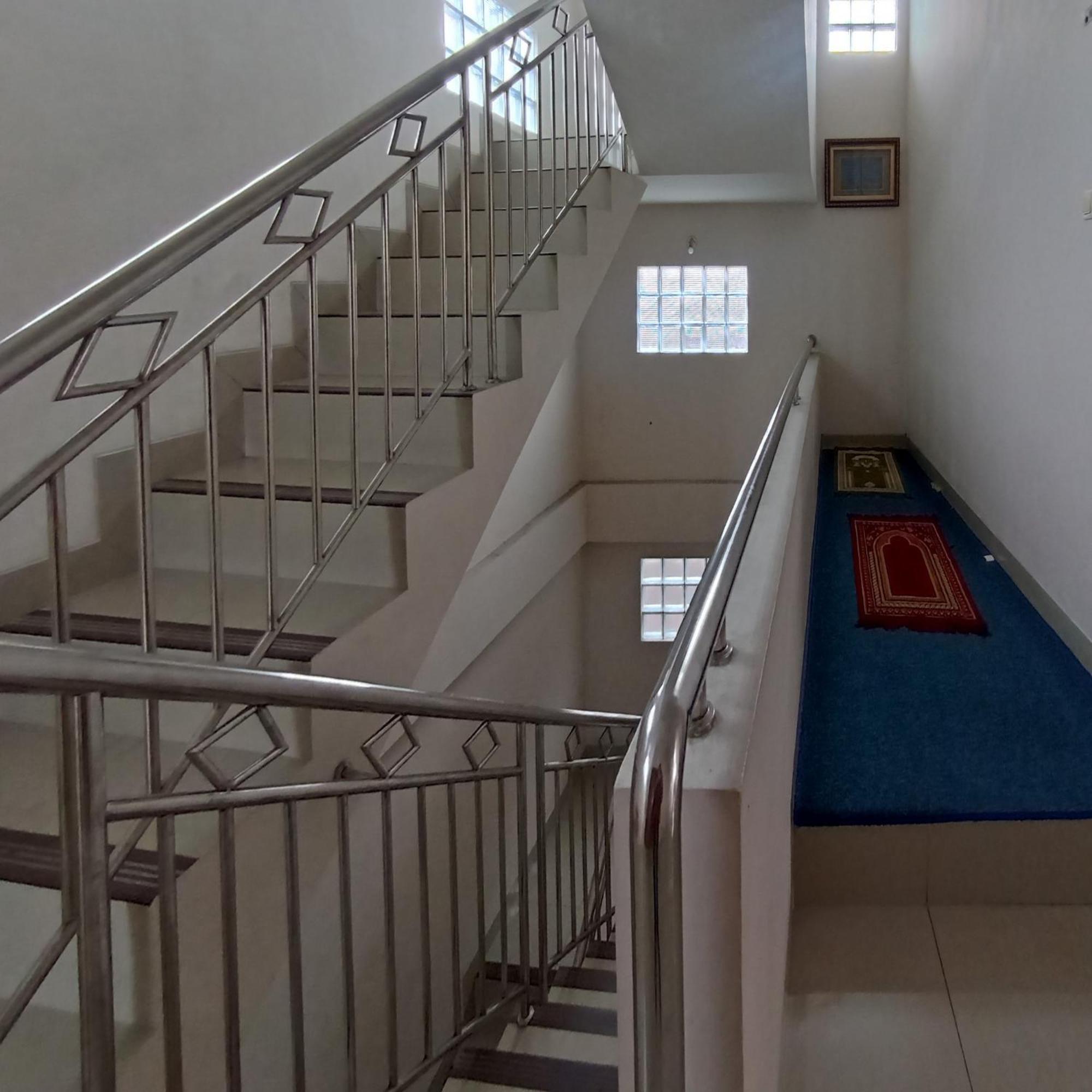 فندق Reddoorz At Syariah House بوروكيرتو المظهر الخارجي الصورة