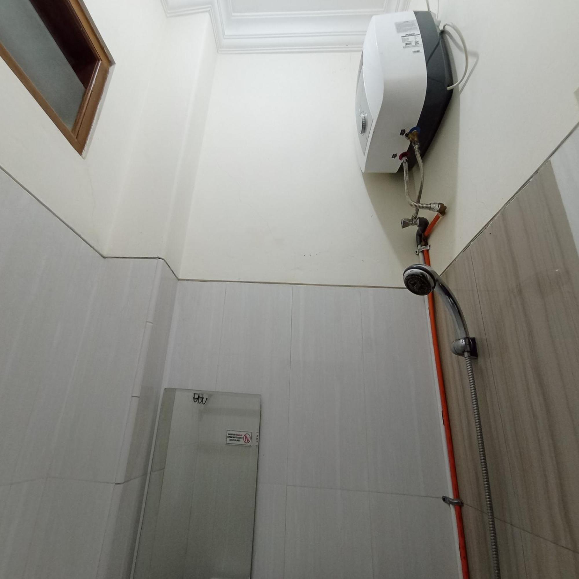 فندق Reddoorz At Syariah House بوروكيرتو المظهر الخارجي الصورة