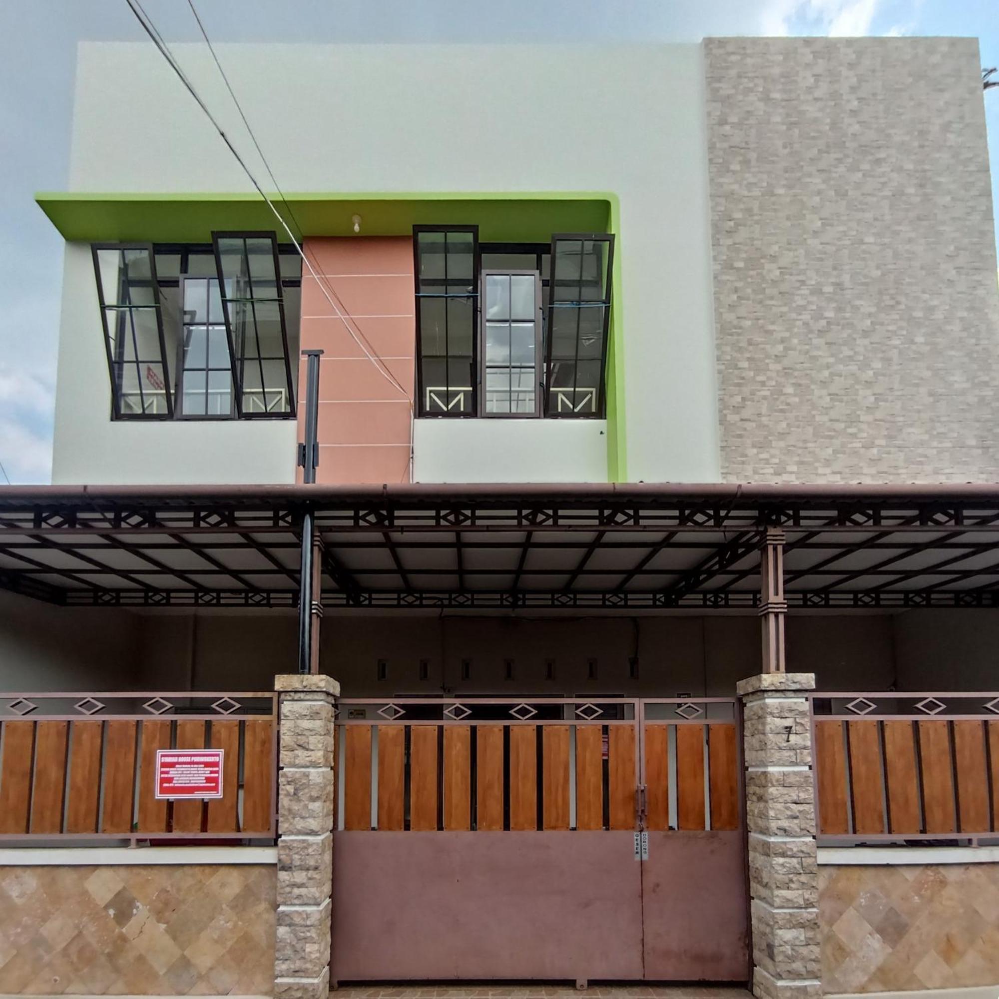 فندق Reddoorz At Syariah House بوروكيرتو المظهر الخارجي الصورة